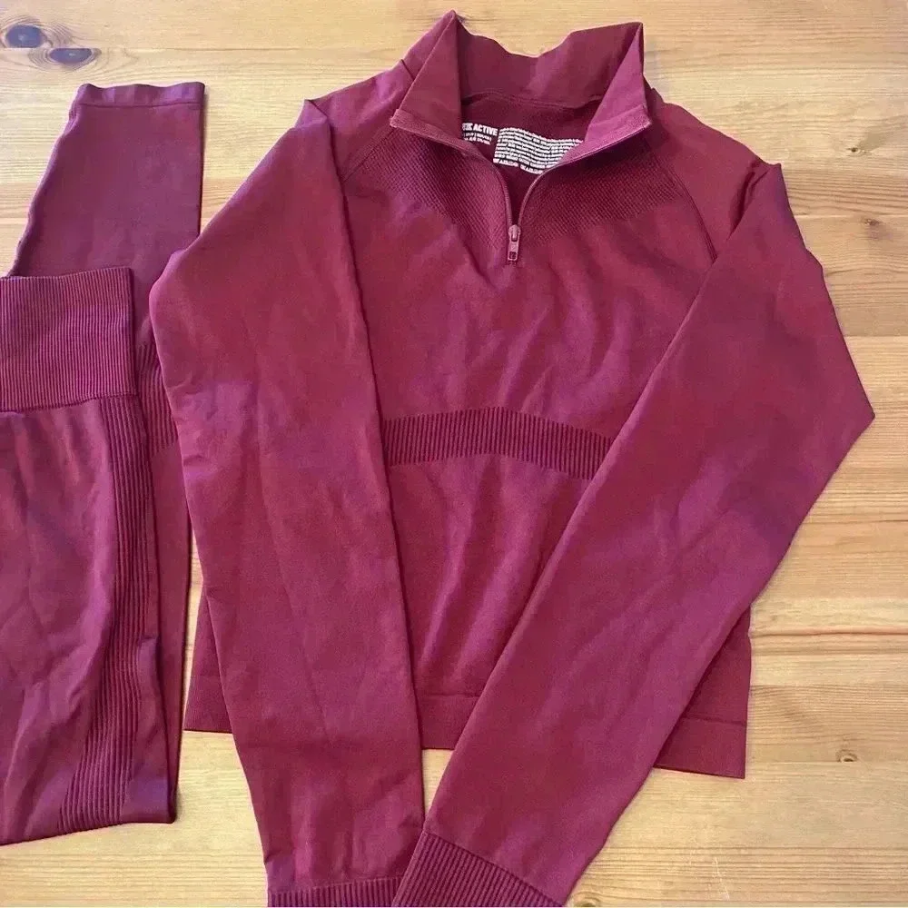 Victoria’s Secret Active Coord Set Everyday Seamless Leggings & Jacket Y2K NWOT